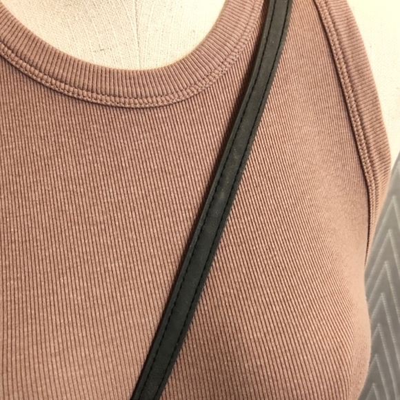 Womens Twig & Arrow blackish/gray crossbody bag with hanging bead. - Picture 6 of 16